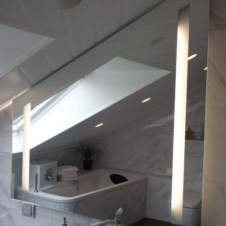 Spiegel + Sandstrahlung und hintere Beleuchtung