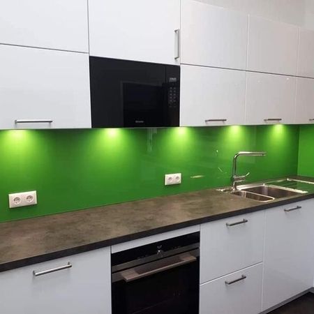 Küchenrückwand in grün